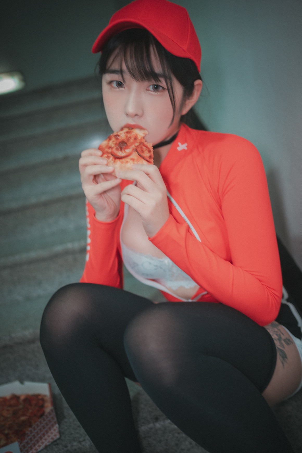 DJAWA – NO.185 Pizza Girl