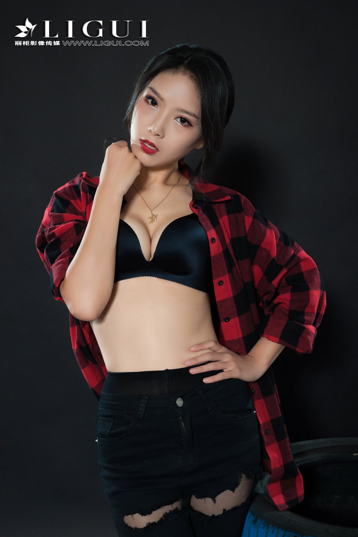 LiGui丽柜 2018.11.14 Model 赵维拉