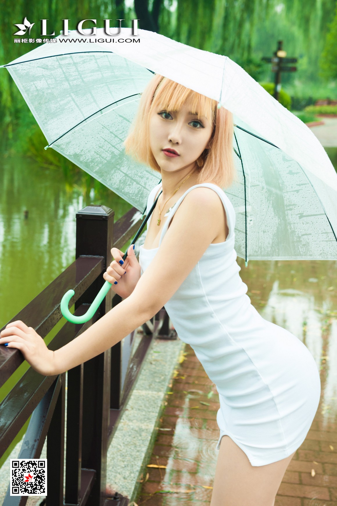 Ligui丽 2021.07.12 Model《雨中漫步》小爽