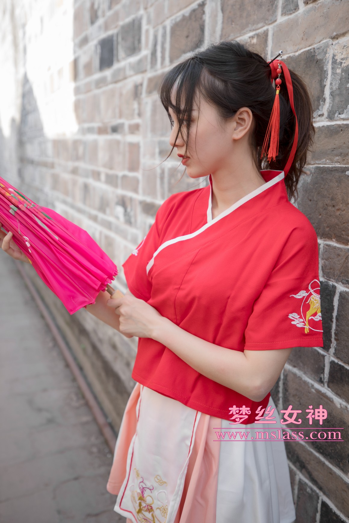 [MSLASS梦丝女神] 2019.05.02 长城古风少女 玥玥 ...