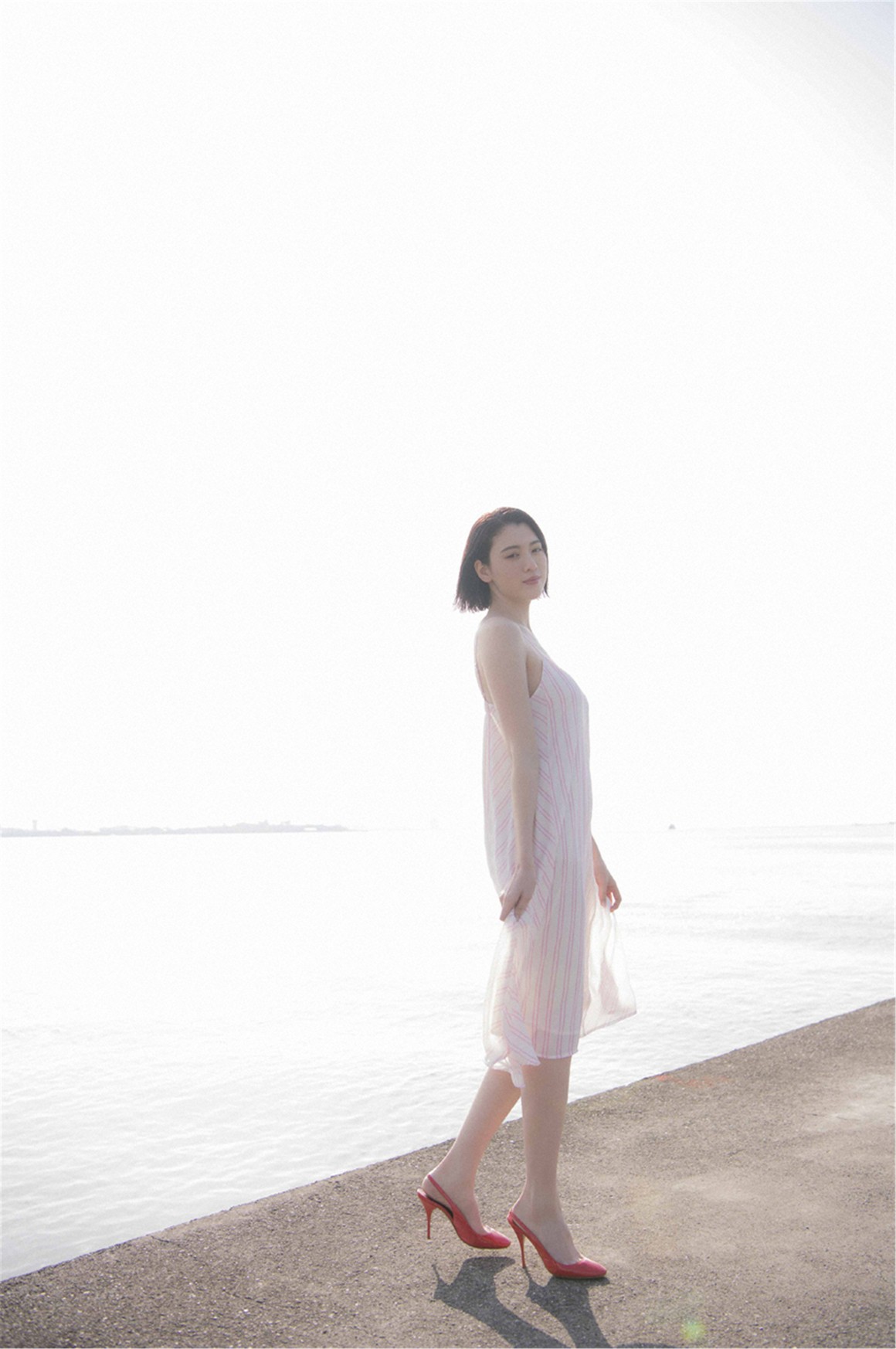 [Photobook] NO.0076 Ayaka Miyoshi 三吉彩花 - Across  ...