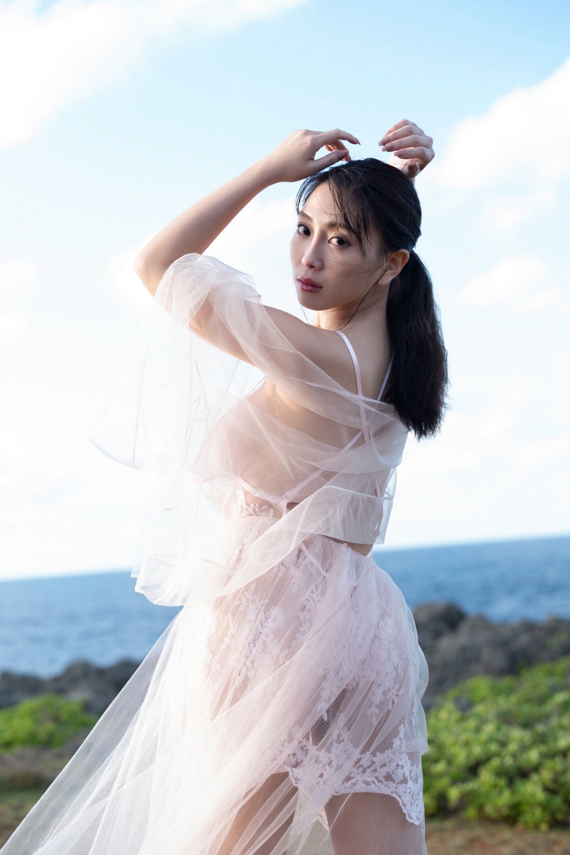 [Photobook] NO.0099 Tomomi Morisaki 森咲智美 - Necta ...