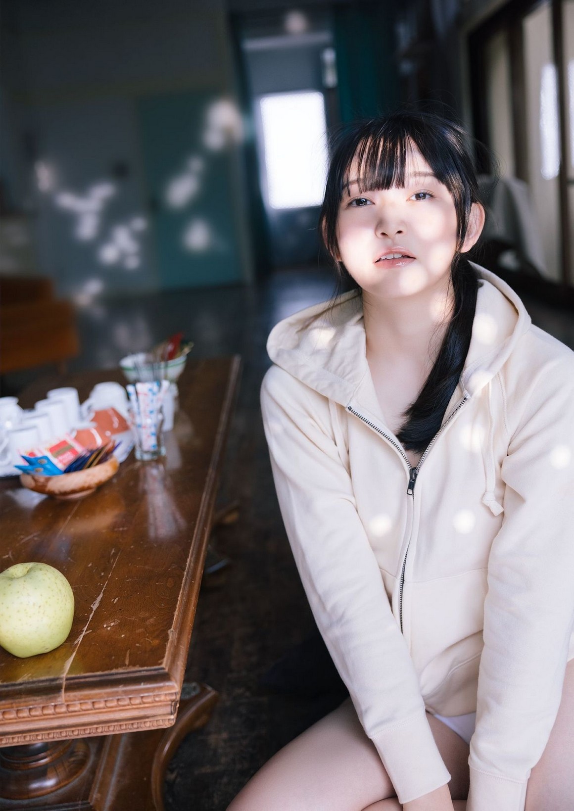 [Photobook] NO.0147 Suzuka Sayama 佐山すずか - LET I ...