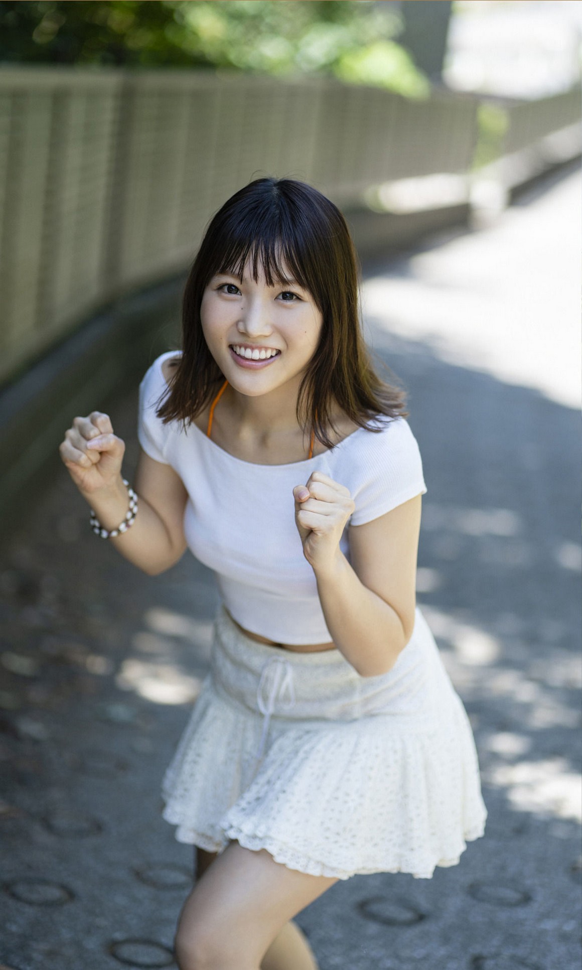 [Photobook] NO.0194 藤白れもん - 出社0日で脱サラして ...