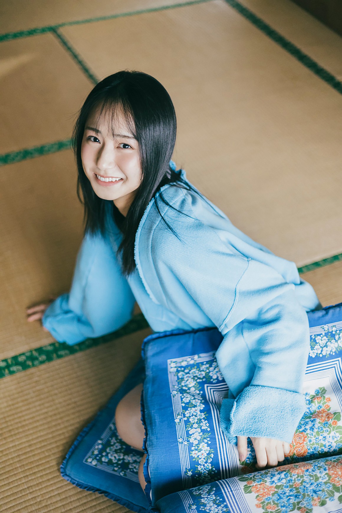 [Photobook] NO.0204 [Yanmaga Web] Aoi Hyodo 兵頭葵 - ...