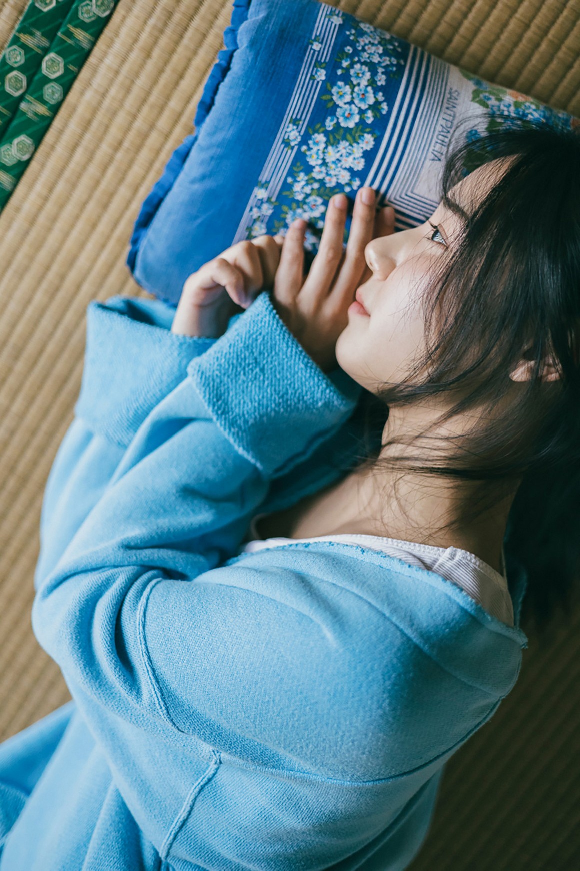 [Photobook] NO.0204 [Yanmaga Web] Aoi Hyodo 兵頭葵 - ...