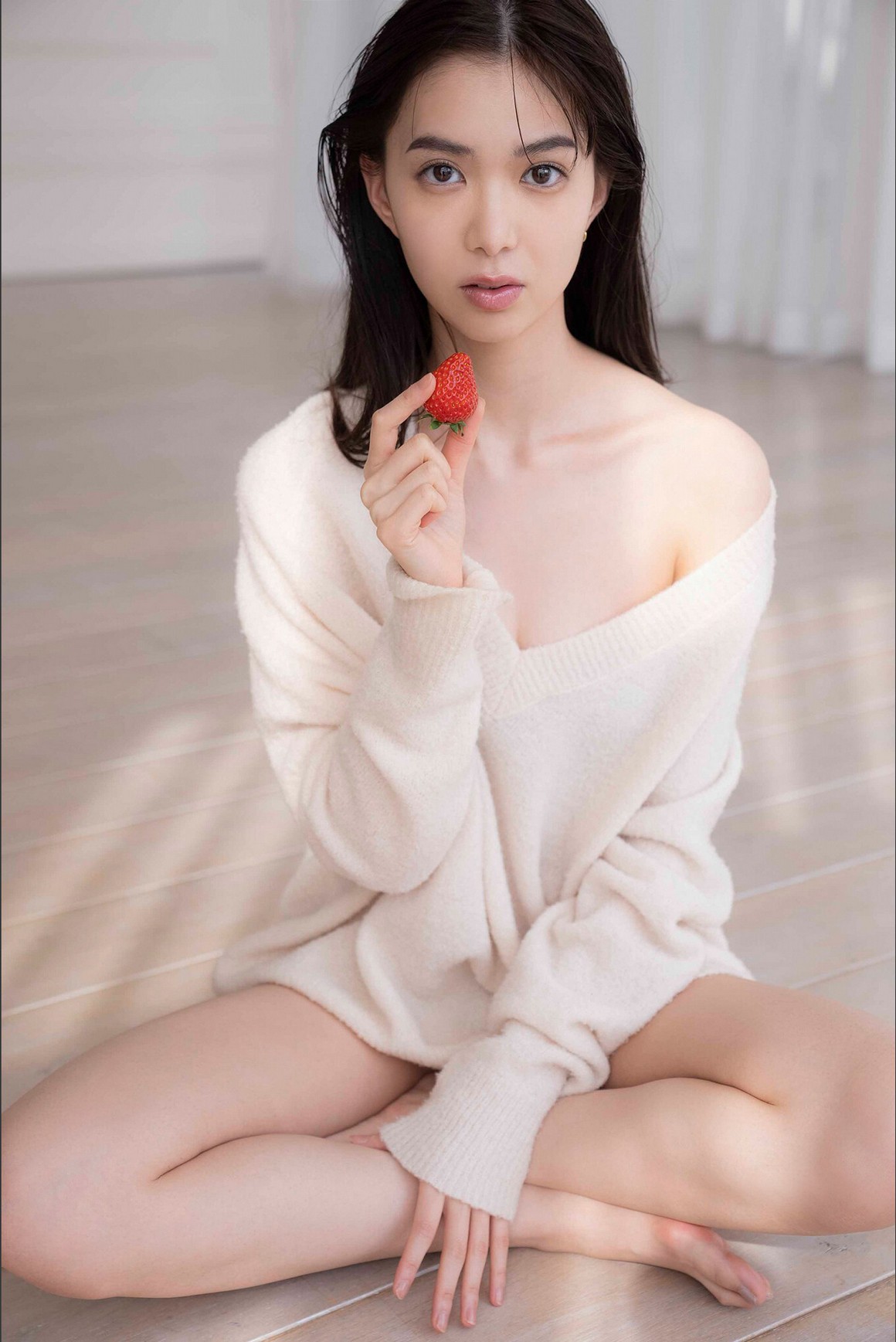 [Photobook] NO.0207 Riko Matsudaira 松平璃子 - Gloss ...