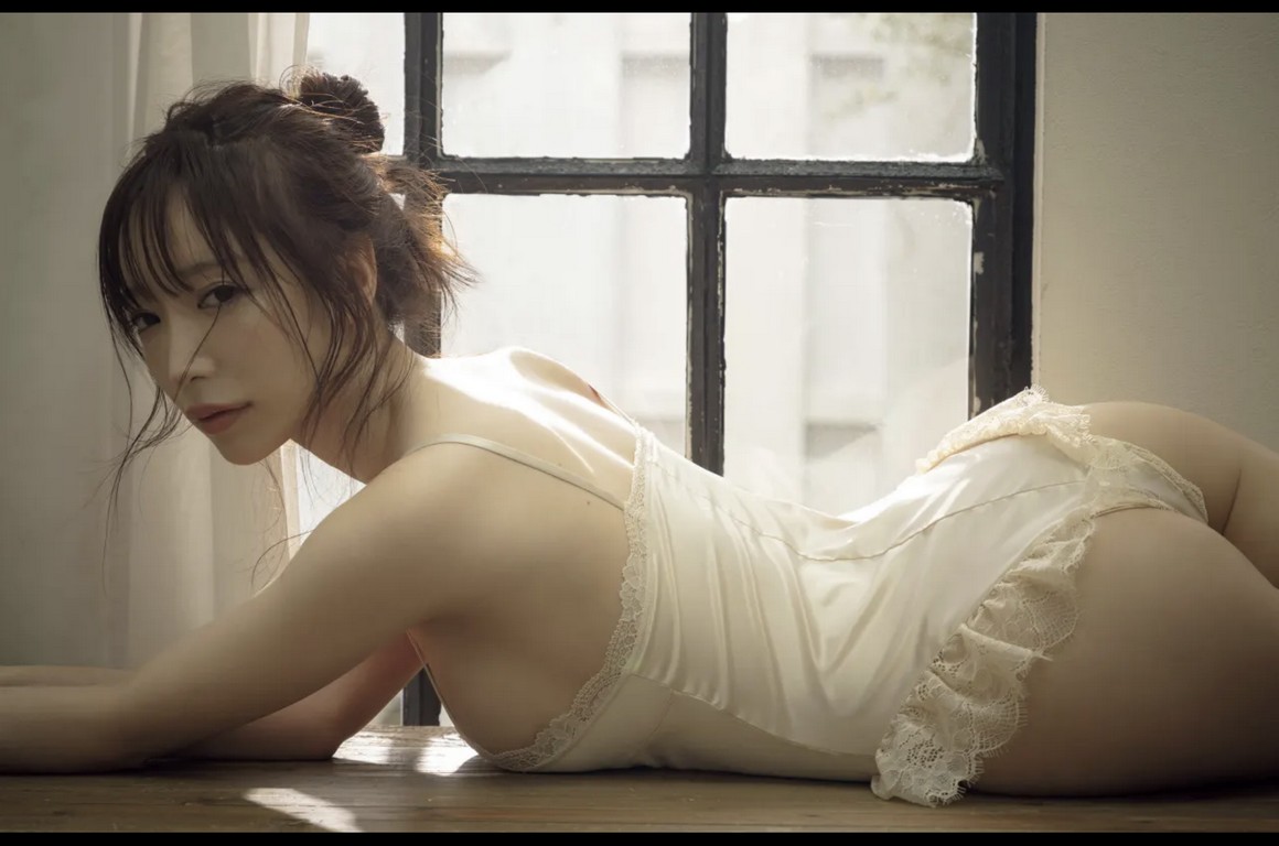 [Photobook] NO.0213 どう脱ぐ! 清水あいり 童貞キラー ...