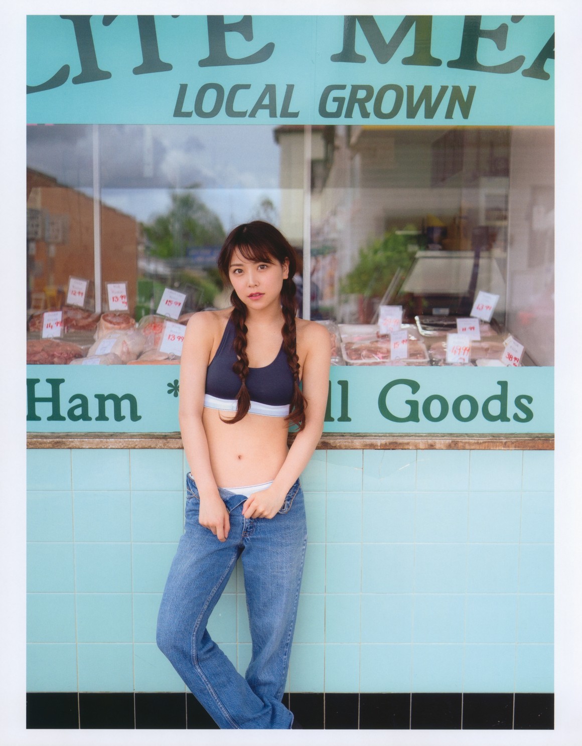 [Photobook] NO.0215 白間美瑠ファースト写真集「LOVE R ...