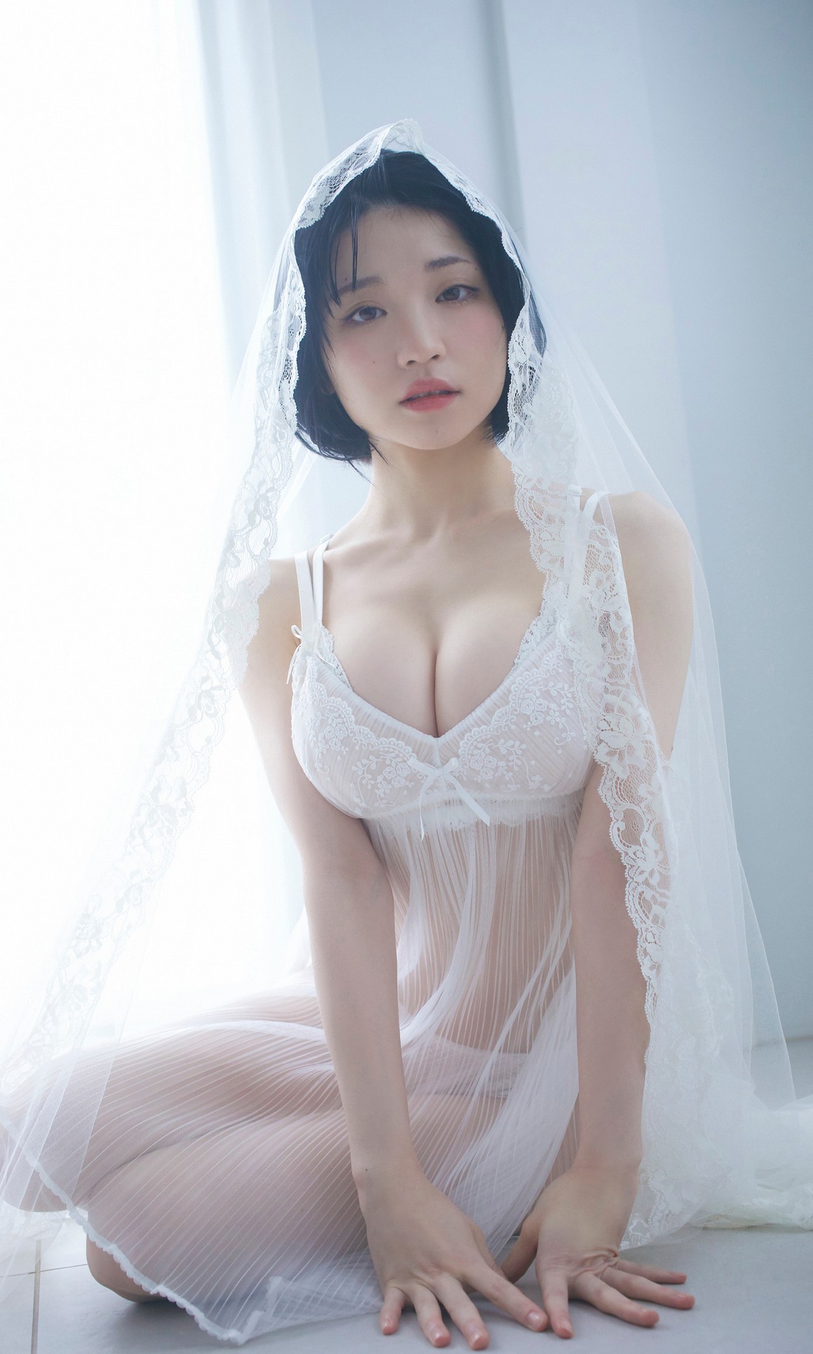 [Photobook] NO.0264 根本凪写真集「Beyond the Dimensi ...