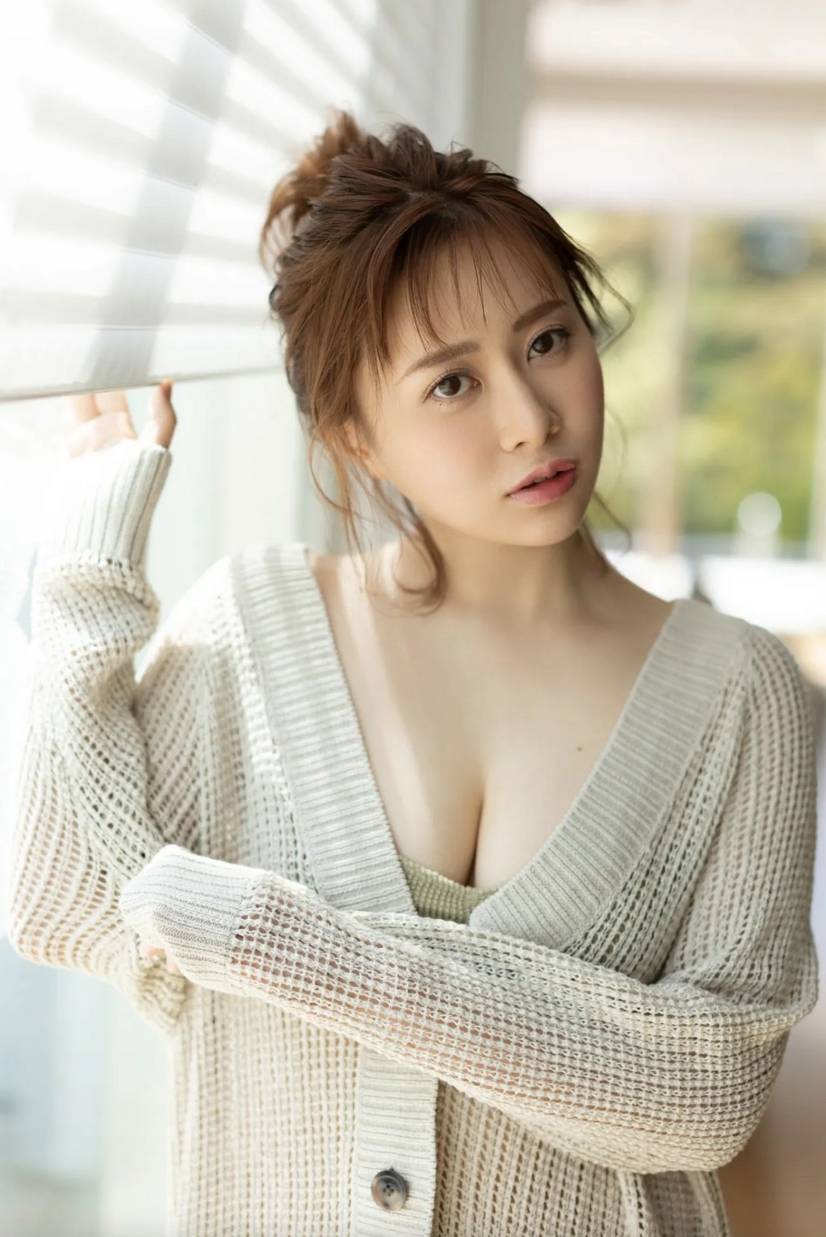 [Photobook] NO.0282 YouTuber エミリン いい女になりた ...