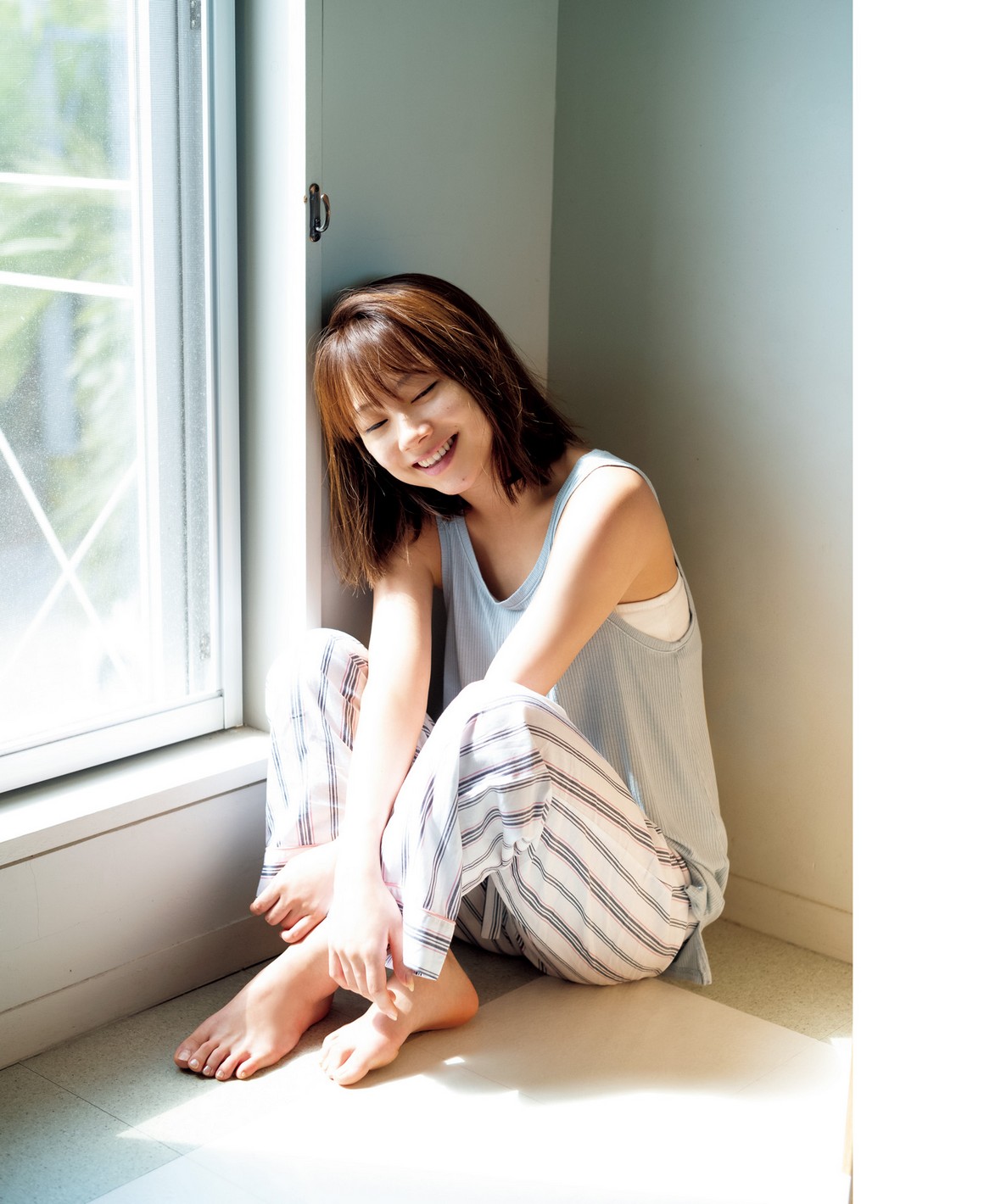 [Photobook] NO.0304 石田亜佑美 写真集 『 believe in&nbsp;&nbsp;...