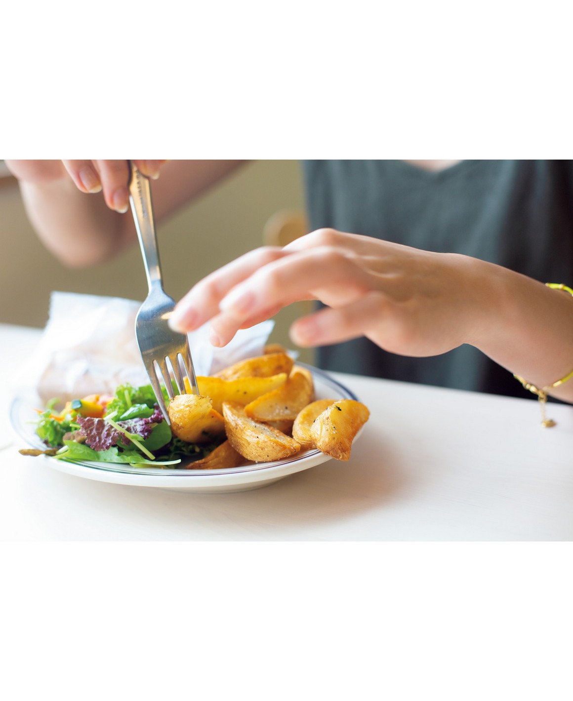 [Photobook] NO.0304 石田亜佑美 写真集 『 believe in&nbsp;&nbsp;...