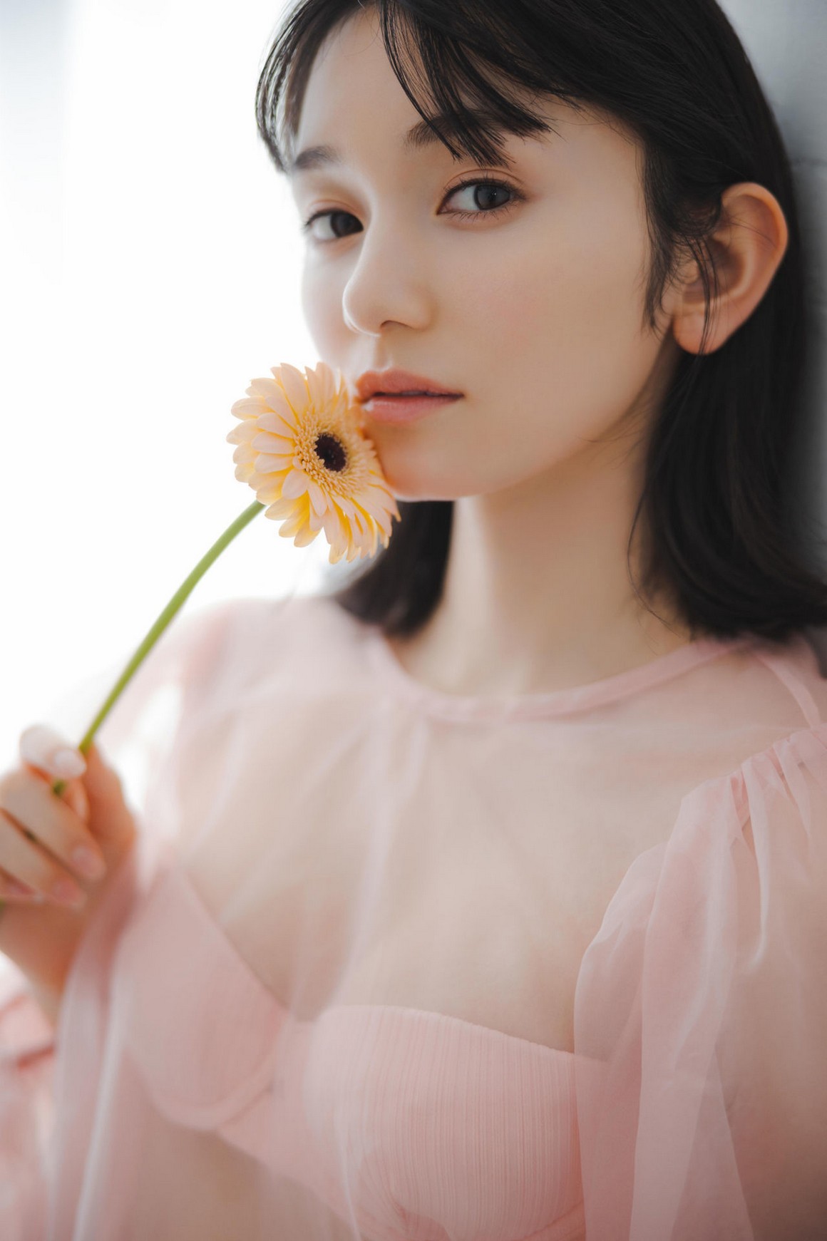 [Photobook] NO.0310 熊澤風花 二十歳になったから 大増 ...