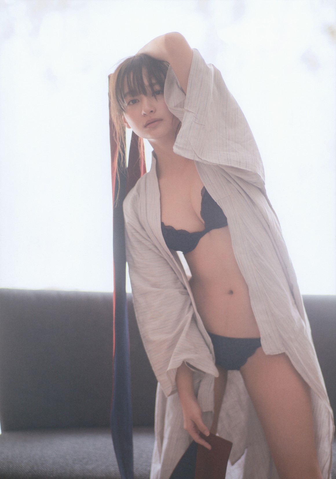 [Photobook] NO.0312 影山優佳1st写真集「知らないこと ...