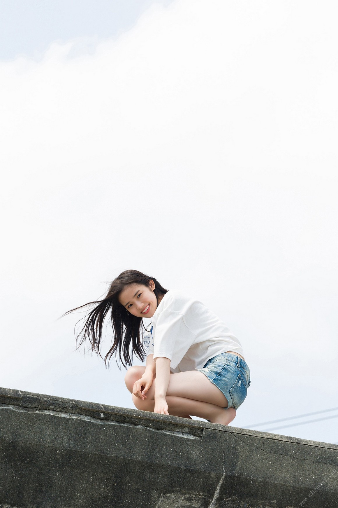 [Photobook] NO.0314 志田こはく 海街の放課後 スピサン ...