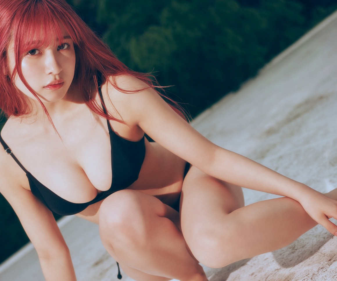 [Photobook] NO.0333 早川渚紗写真集「梅雨なピンクダー ...