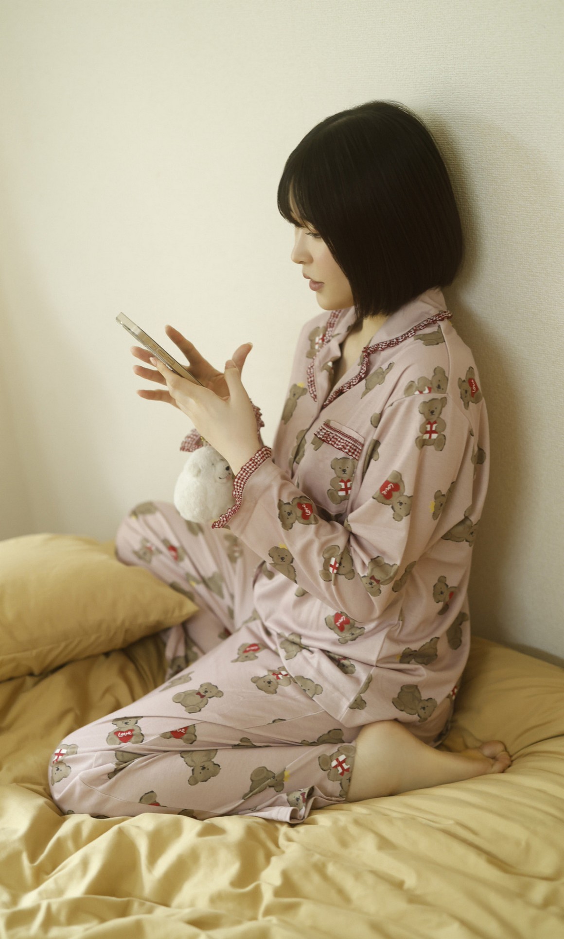 [Photobook] NO.0340 小此木流花（るーるる）写真集「る ...