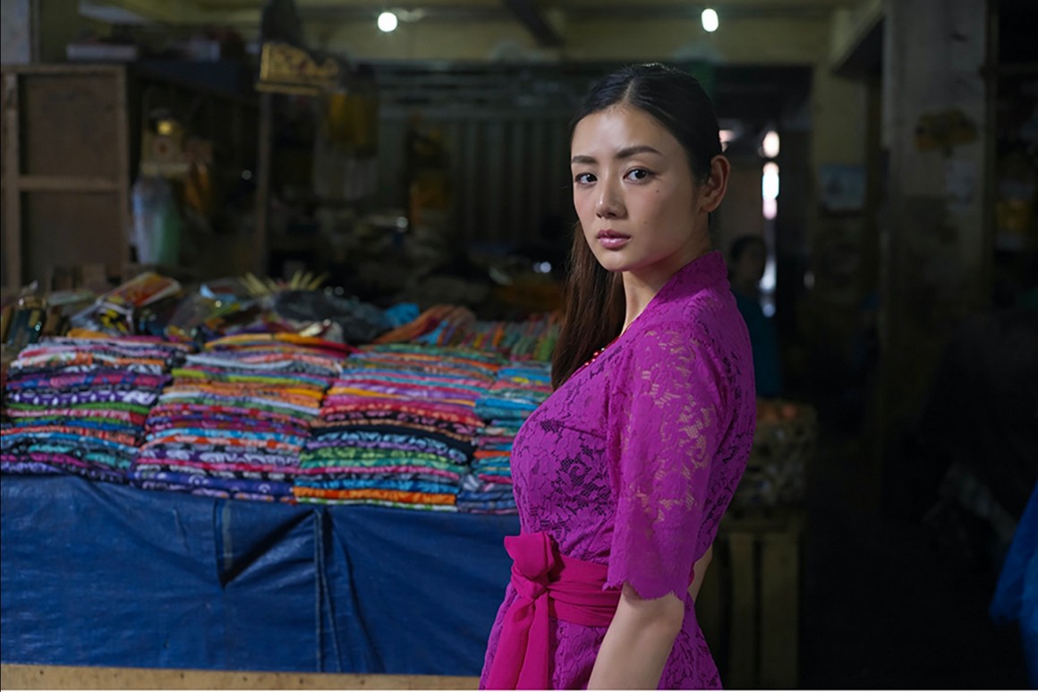 [Photobook] NO.0368 片山萌美「Hanabira」