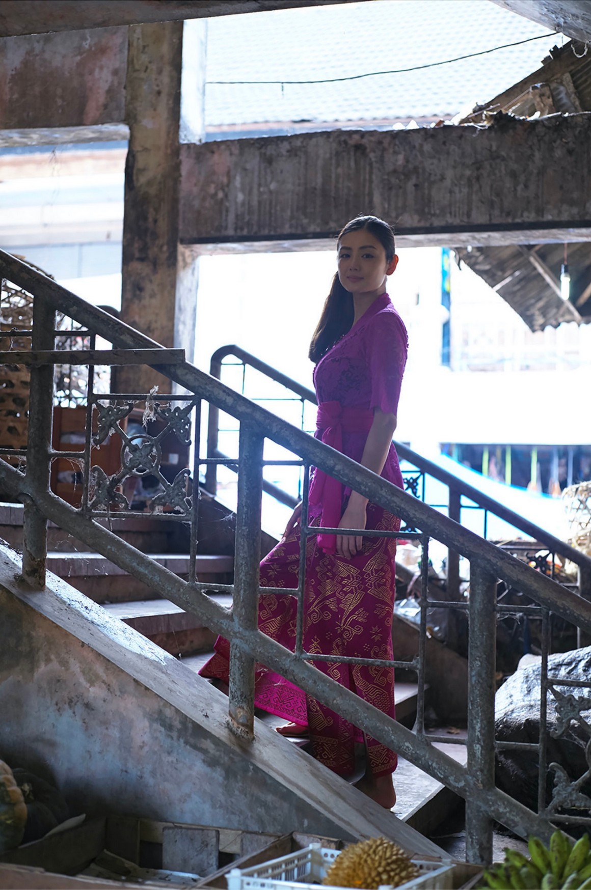 [Photobook] NO.0368 片山萌美「Hanabira」