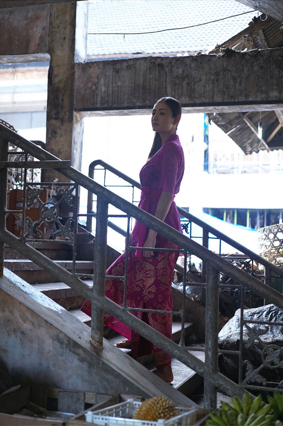 [Photobook] NO.0368 片山萌美「Hanabira」