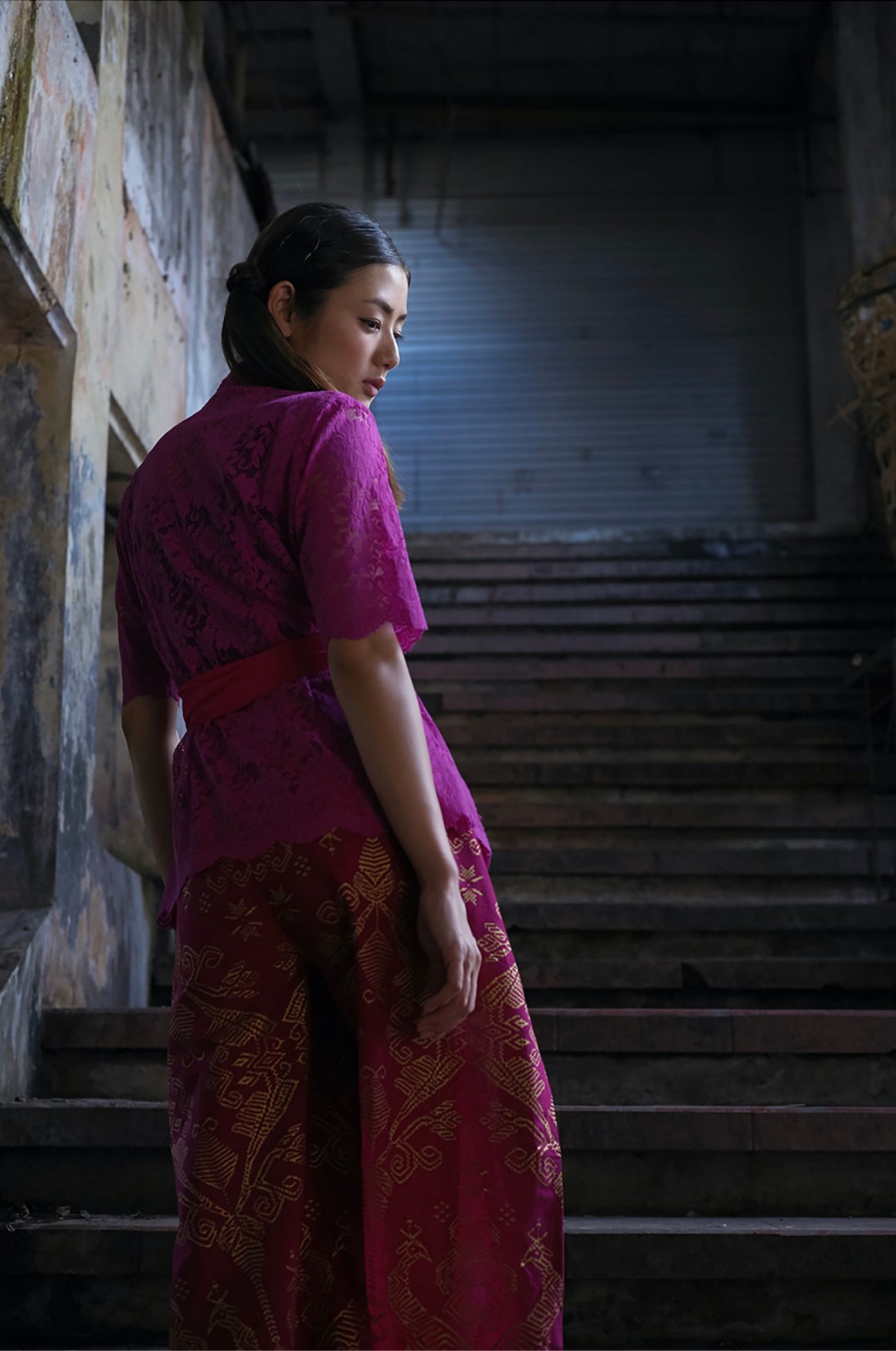 [Photobook] NO.0368 片山萌美「Hanabira」