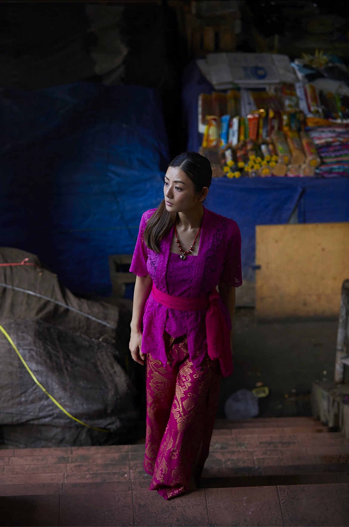 [Photobook] NO.0368 片山萌美「Hanabira」