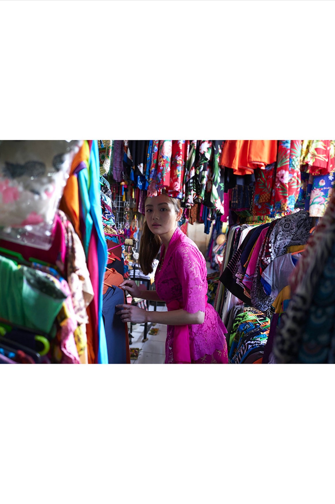 [Photobook] NO.0368 片山萌美「Hanabira」