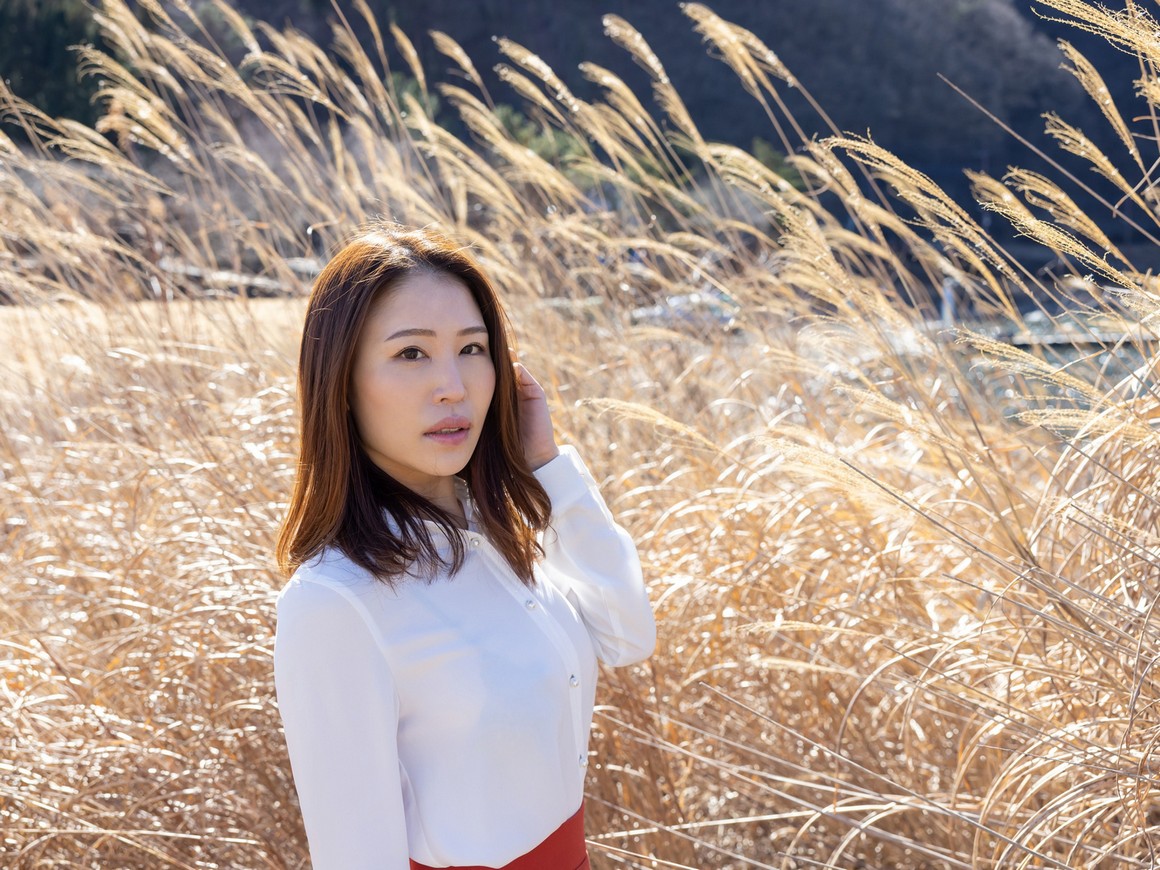 [Photobook] NO.0374 凛音とうか グラビア写真集 凛音色 ...