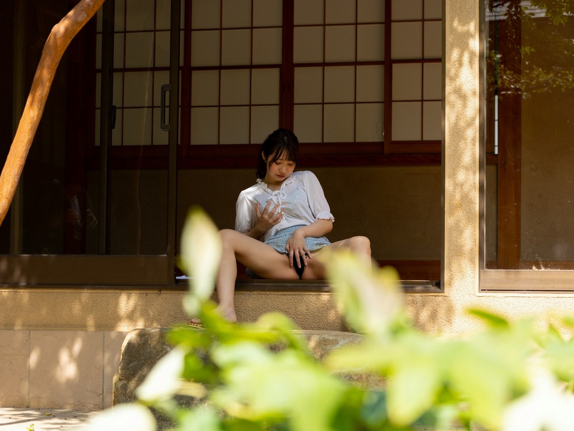 [Photobook] NO.0375 流川莉央 オフィシャル写真集 やさ ...