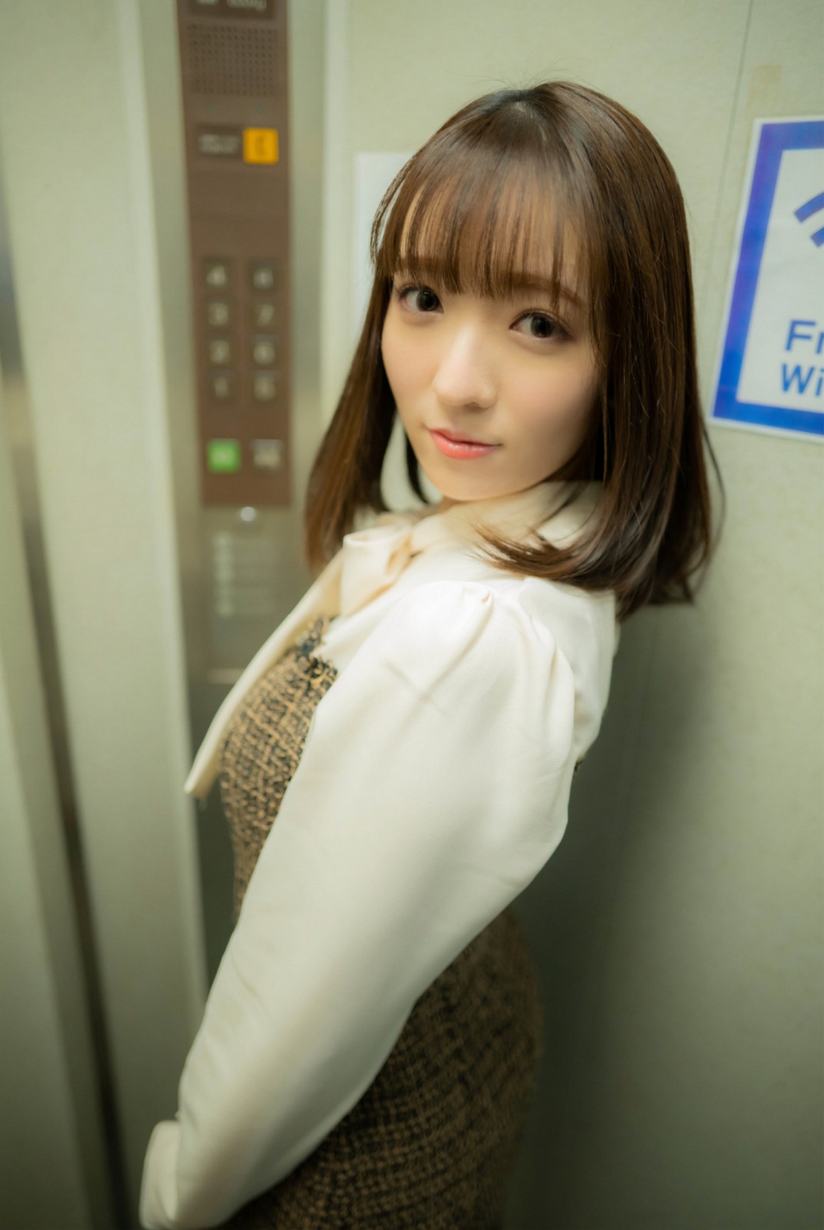 [Photobook] NO.0394 小花のん グラビア写真集 Petite F ...