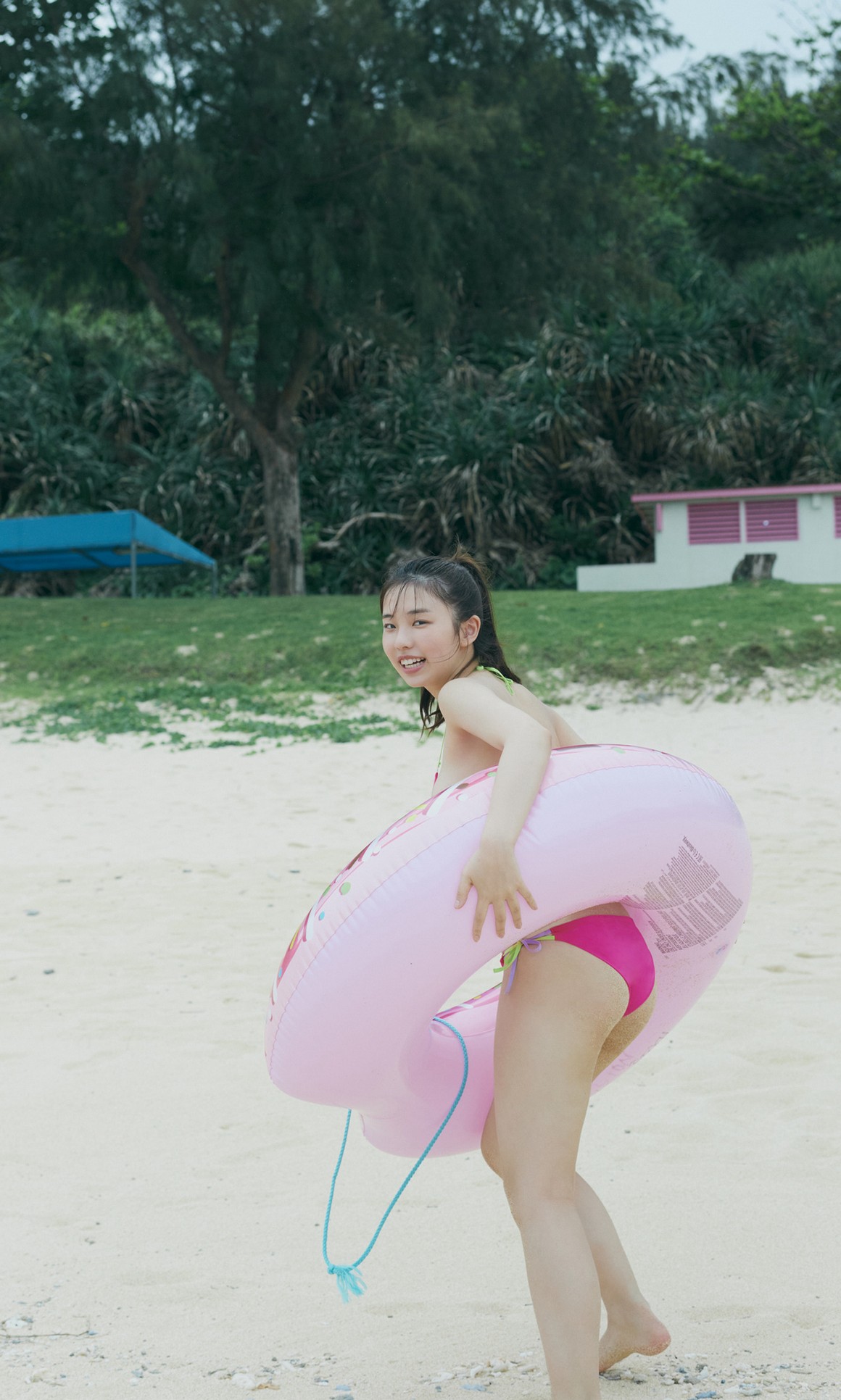 [Photobook] NO.0401 Hina Kikuchi 菊地姫奈 - 満喫する ...