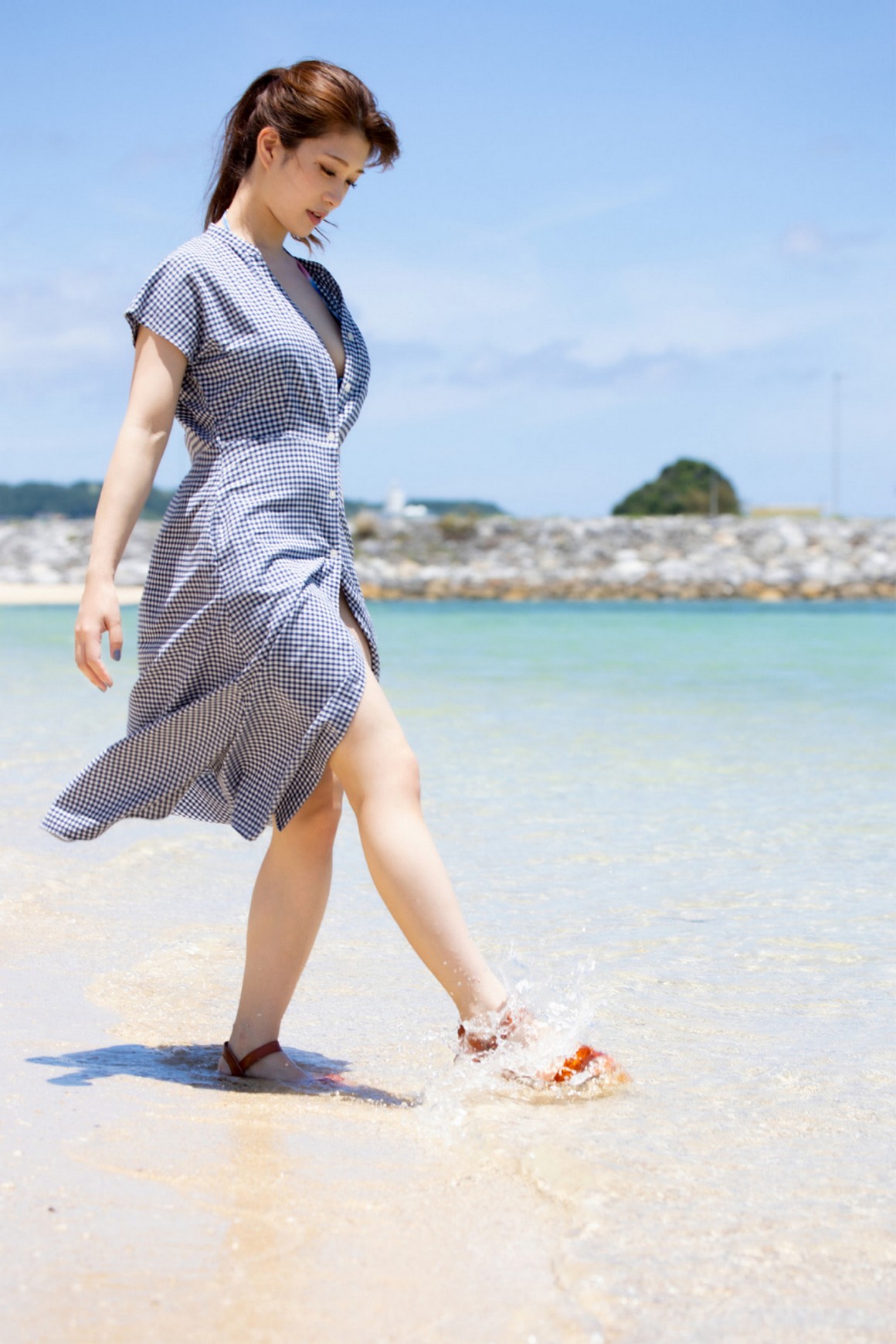 [Photobook] NO.0406 Minaho Ariga 有賀みなほ - CRAZY&nbsp;&nbsp;...