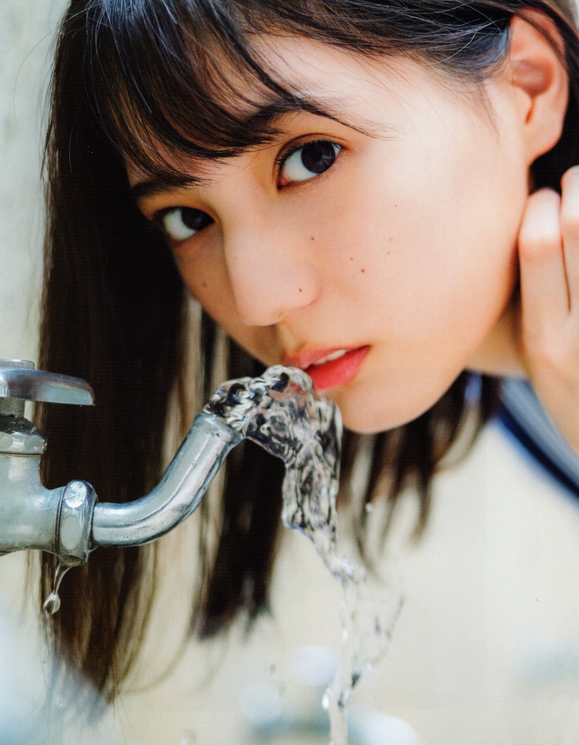 [Photobook] NO.0414 Nao Kosaka 小坂菜緒 - Who are yo ...