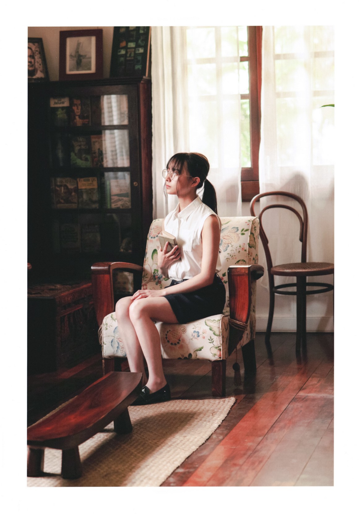 [Photobook] NO.0423 Ayane Suzuki 鈴木絢音 - 光の角度 ...
