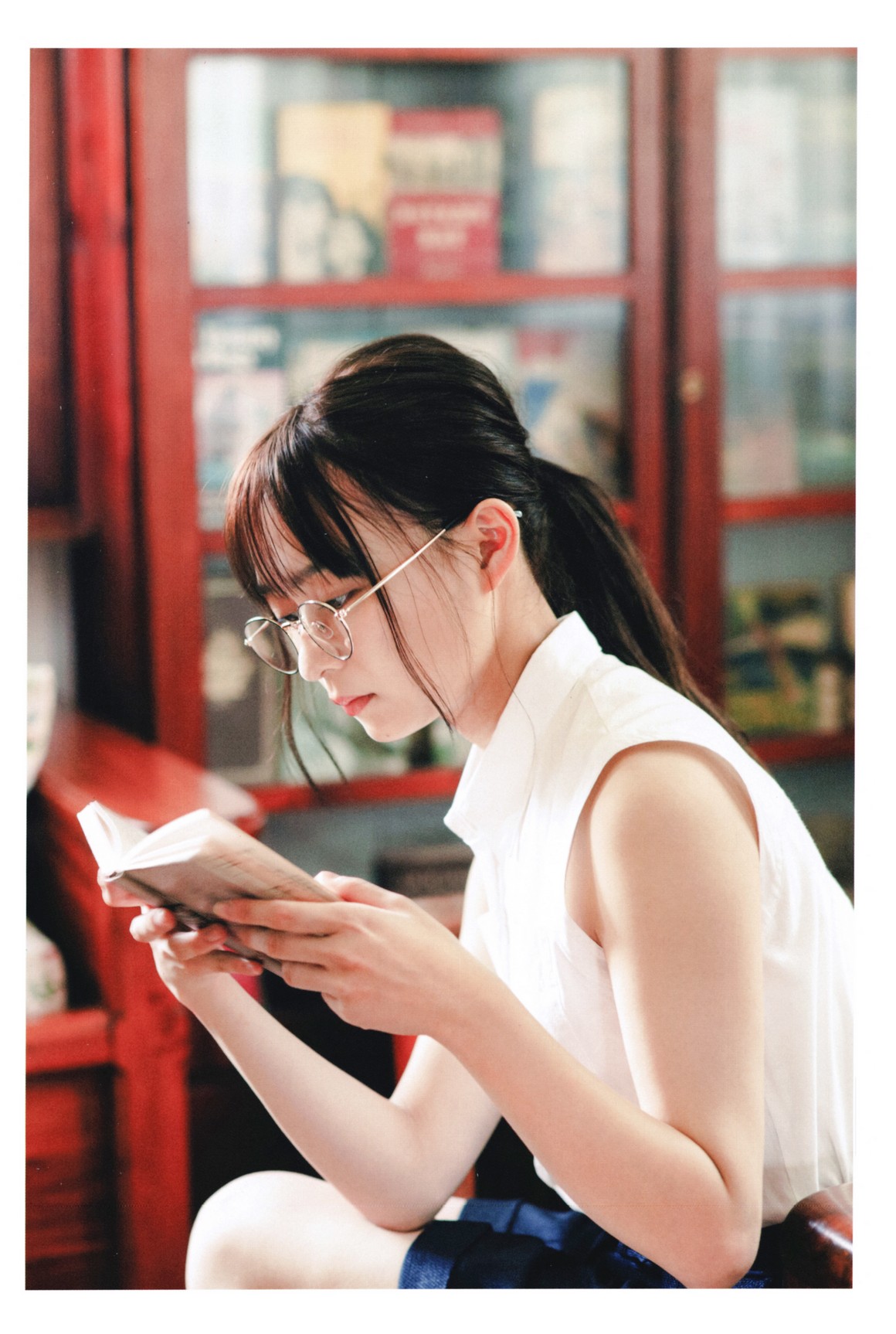 [Photobook] NO.0423 Ayane Suzuki 鈴木絢音 - 光の角度 ...