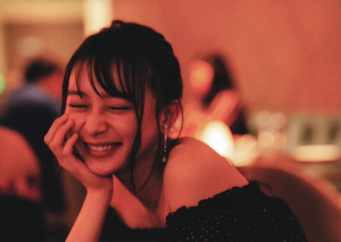 [Photobook] NO.0423 Ayane Suzuki 鈴木絢音 - 光の角度 ...