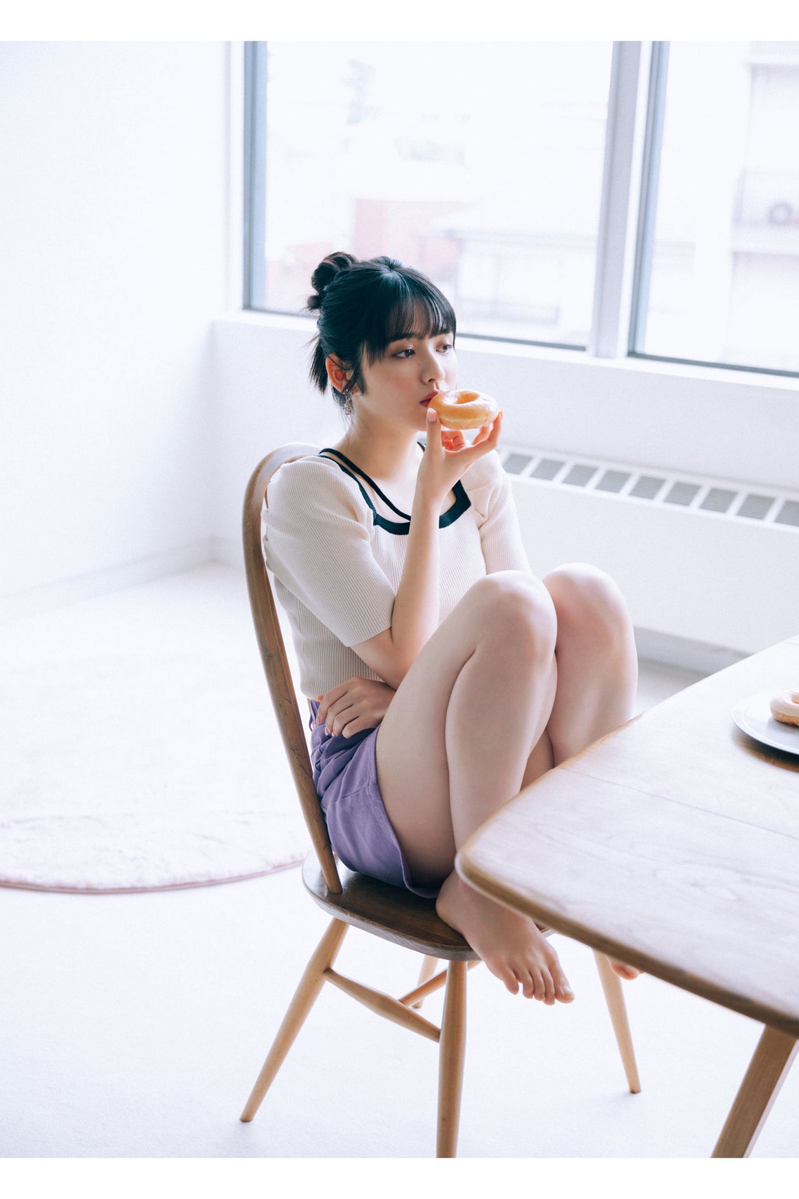 [Photobook] NO.0431 Suzuka Chinzei 鎮西寿々歌 - WHIT ...