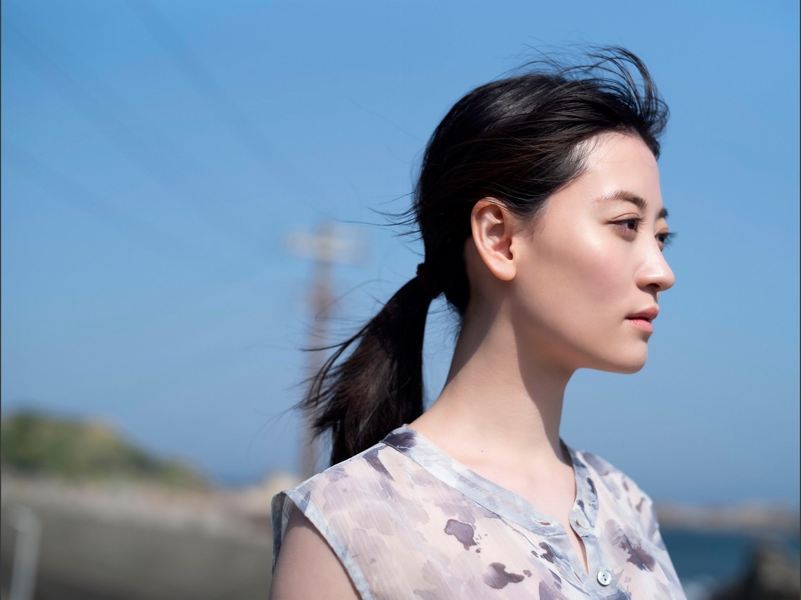 [Photobook] NO.0439 Kei Jonishi 上西恵 - 陸に上がっ ...