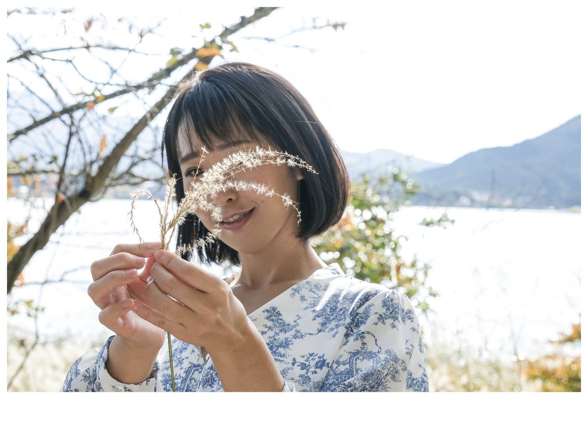 [Photobook] NO.0446 海埜ほたる - 蛍に照らされ ...