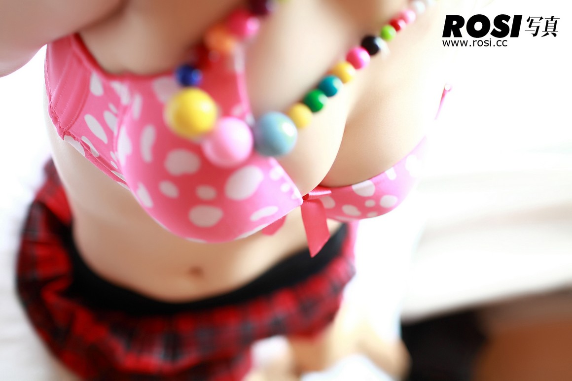 ROSI写真 NO.038