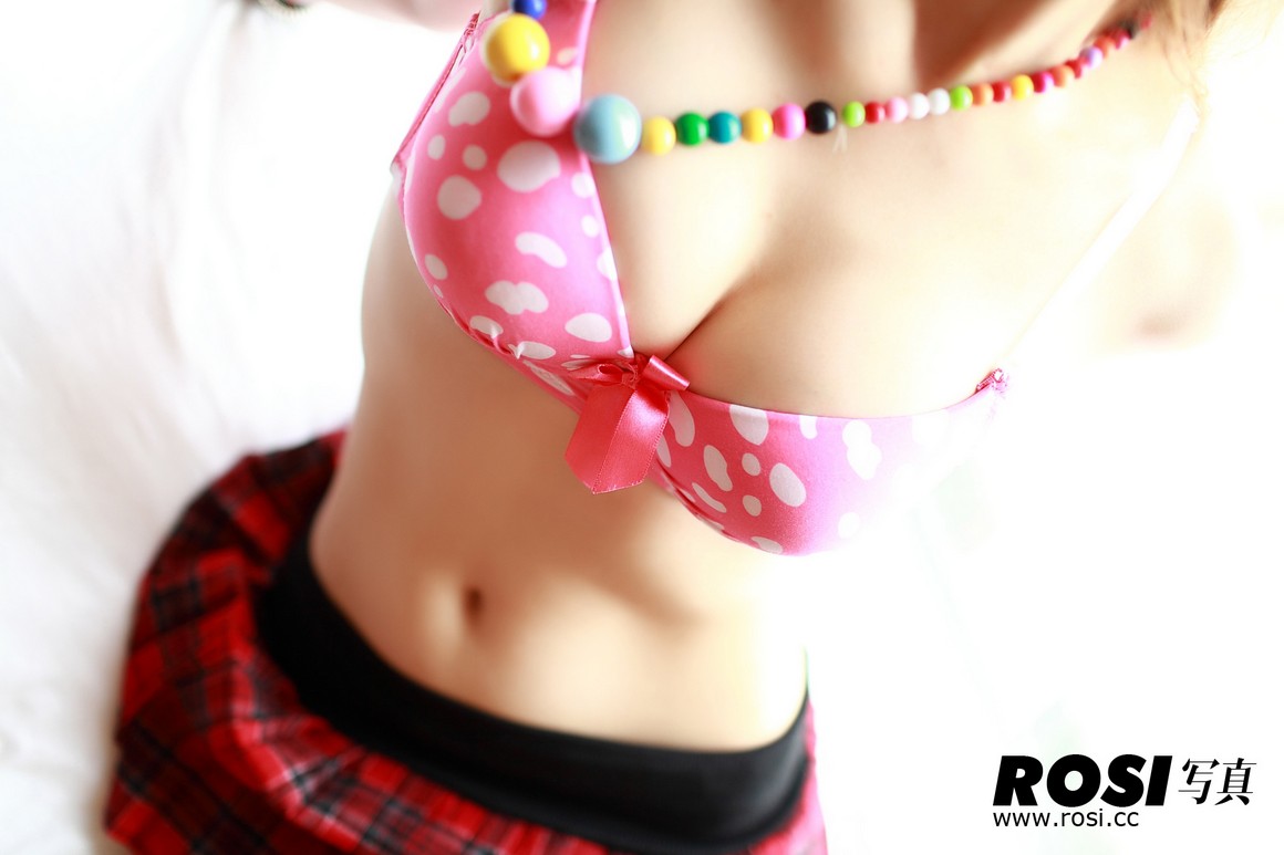 ROSI写真 NO.038