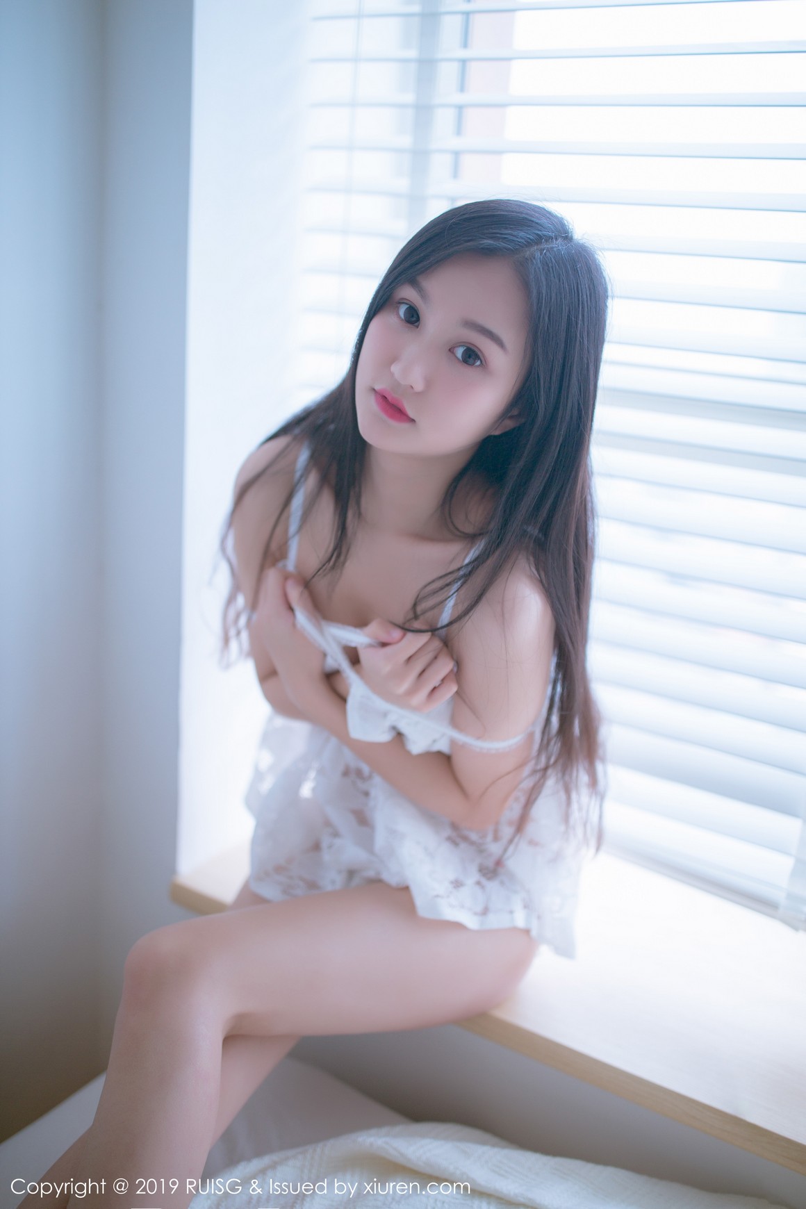 RUISG瑞丝馆 2019.06.25 Vol.068 深紫Julie