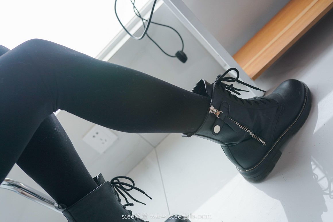 [SIEE丝意] No.416 童童 除夕夜，心存欢喜