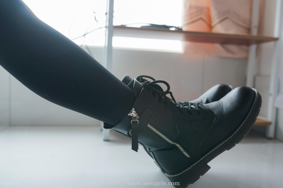 [SIEE丝意] No.416 童童 除夕夜，心存欢喜