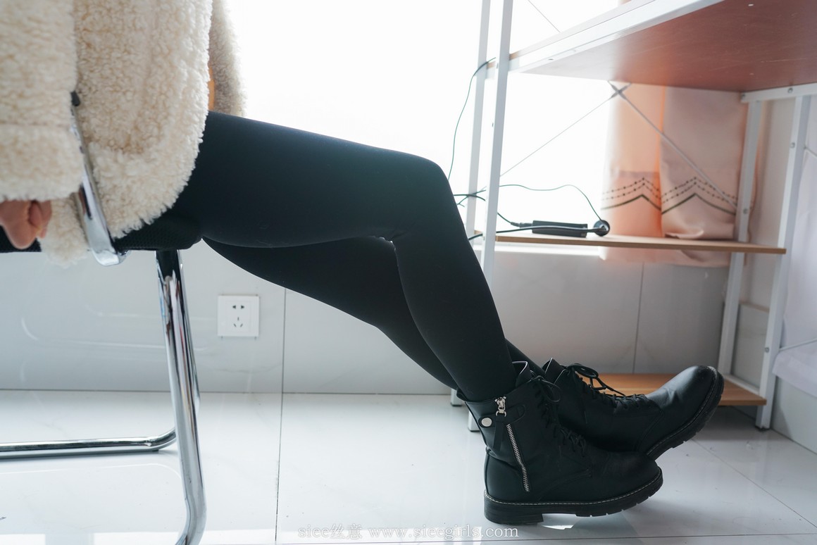 [SIEE丝意] No.416 童童 除夕夜，心存欢喜