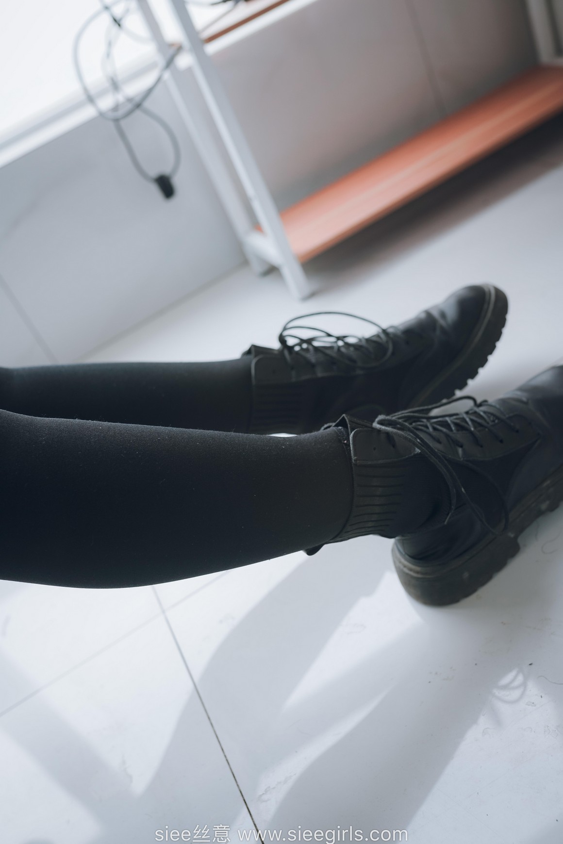 [SIEE丝意] No.438 含含 碎梦青烟，落殇无言 ...