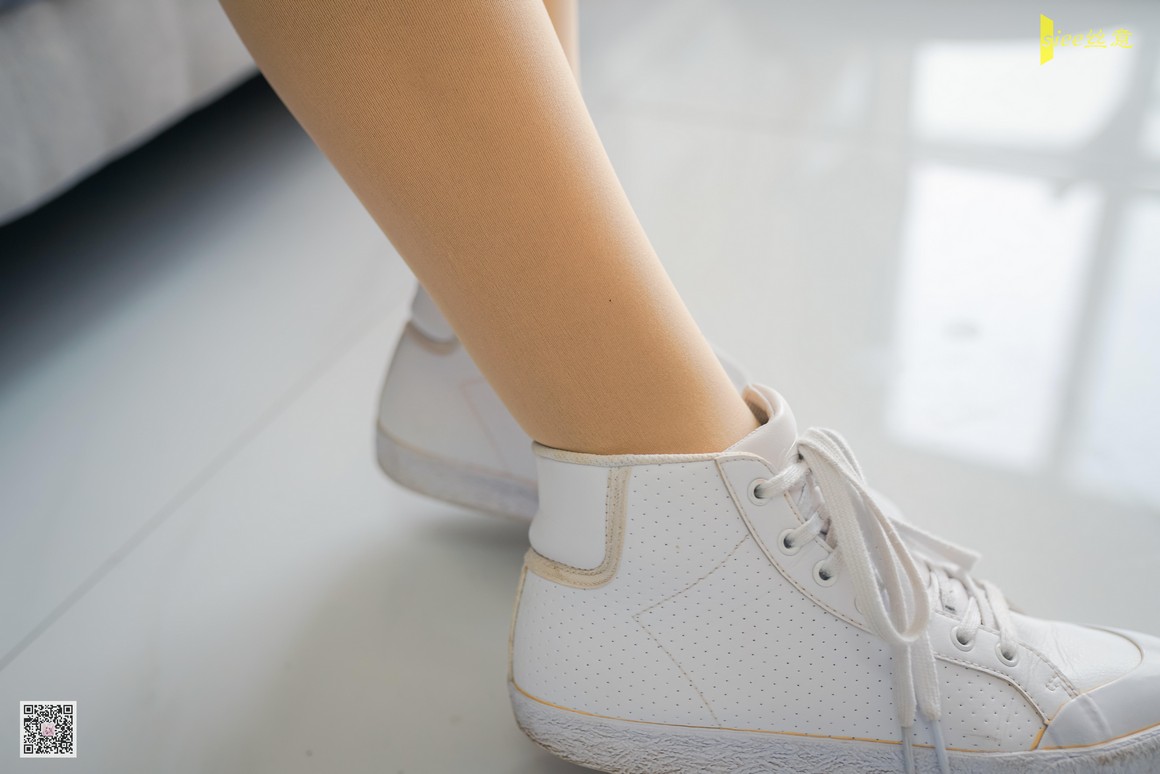 [SIEE丝意] No.451 荣荣 那一刻，情为之往