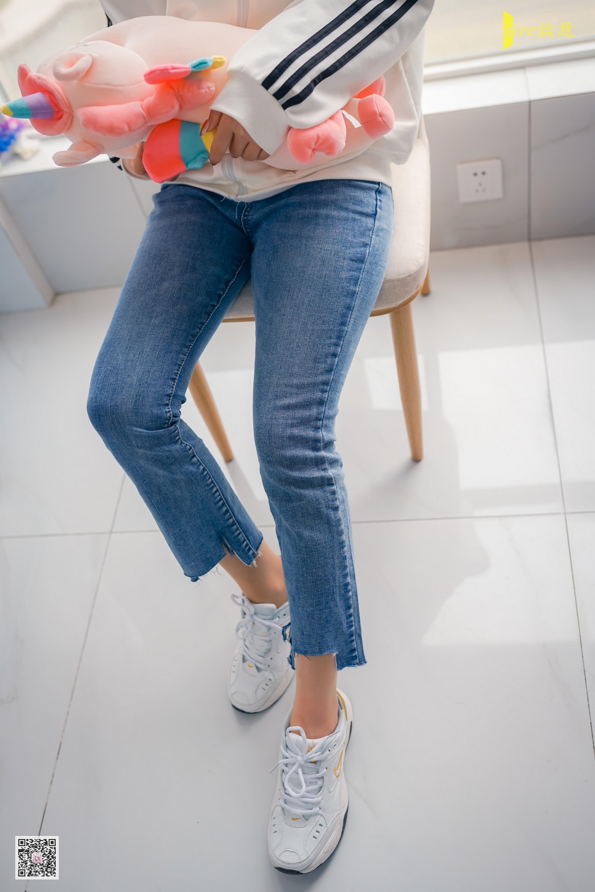 [SIEE丝意] No.466 恬恬 牛仔裤&肉丝袜