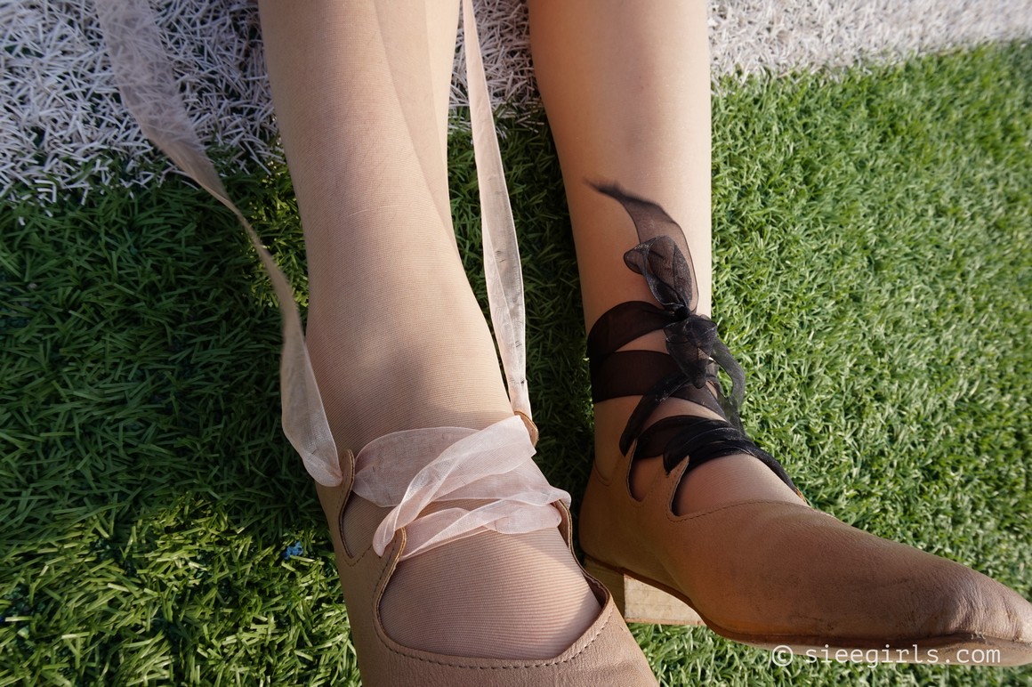 [SIEE丝意] 新刊 No.003 曦曦 阳光下